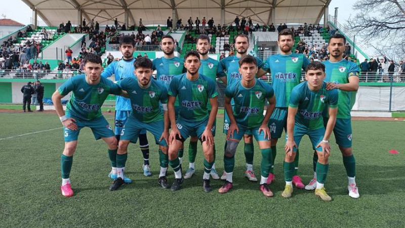 Alaçamspor evinde  2-1 mağlüp oldu.