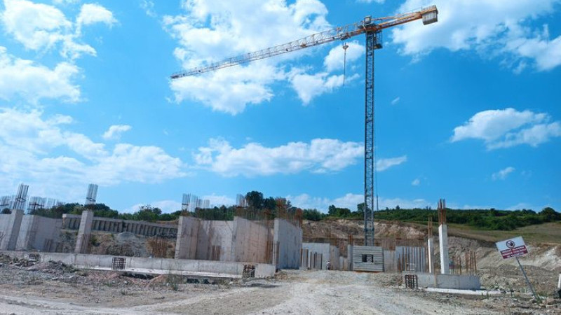 Alaçam Devlet  Hastanesi'nde çalışmalar yeniden başladı.