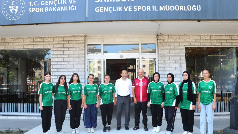 ALAÇAMSPOR ÇİM TOPU AVRUPA ŞAMPİYONASINDA ÜLKEMİZİ TEMSİL EDECEK 