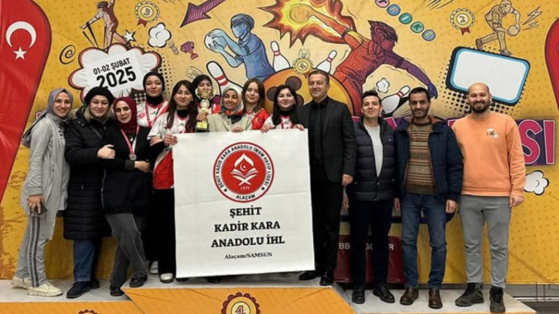 Şehit Kadir Kara Anadolu İHL. Bowling'te Türkiye ikincisi oldu.