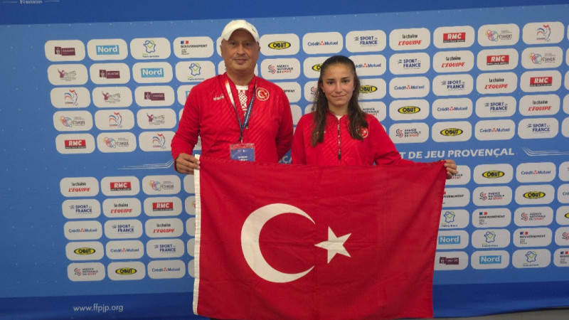 Yağmur Tosun Dünya 3.oldu.